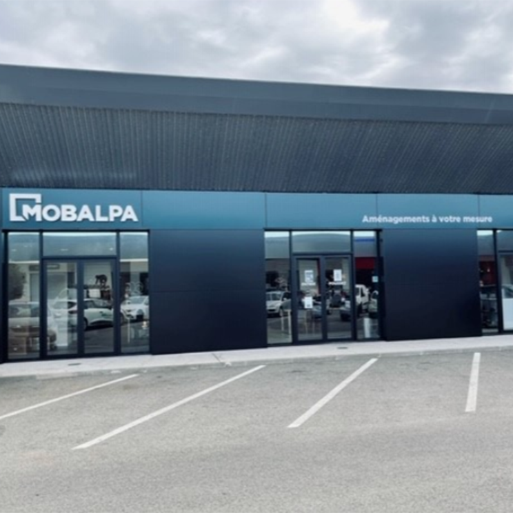 Foto 2 di Mobalpa