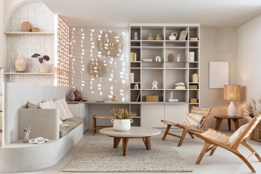 salon avec banc intégré