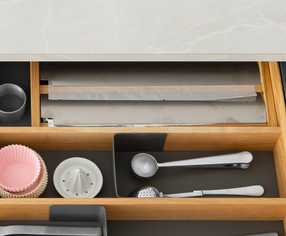 Pourquoi les range-couverts pour les tiroirs de cuisine sont-ils