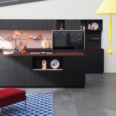 Kitchen Kiffa Model - Iconic Trend Black tinted oak linear layout with island LM