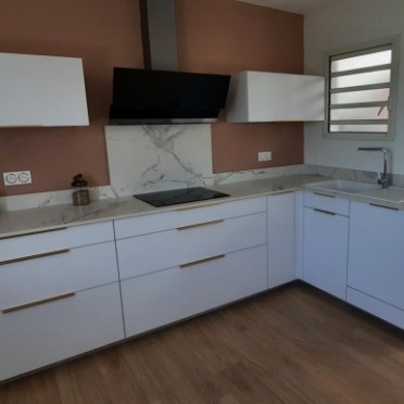 MOBALPA 2023 Cuisine moderne blanche en L