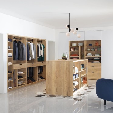 Dressing Ambiance Casual Chic aménagée en linéaire Chêne Héritage LM