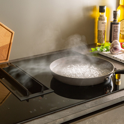plaque-de-cuisson-avec-hotte-int-gr-e-mobalpa