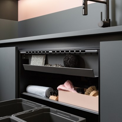 mueble bajo fregadero negro