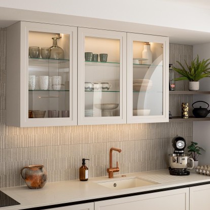 Mobalpa-idee-rangement-cuisine-meuble-haut-vitrine
