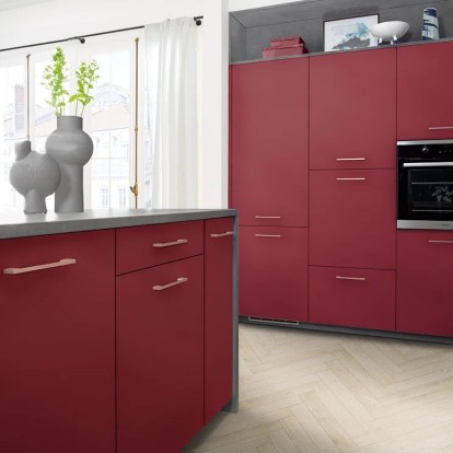 Cuisine Rouge Cardinal Verni Brillant
