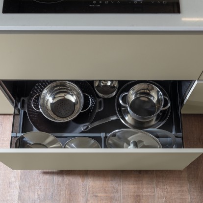 rangement-petit-electromenager-casserolier-mobalpa