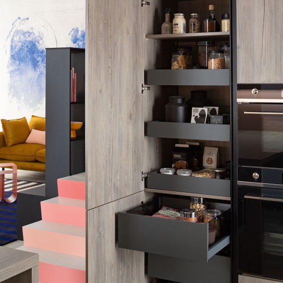 mobalpa-Kitchen visual 01 Enjoy large storage capacity with pull-out tall units