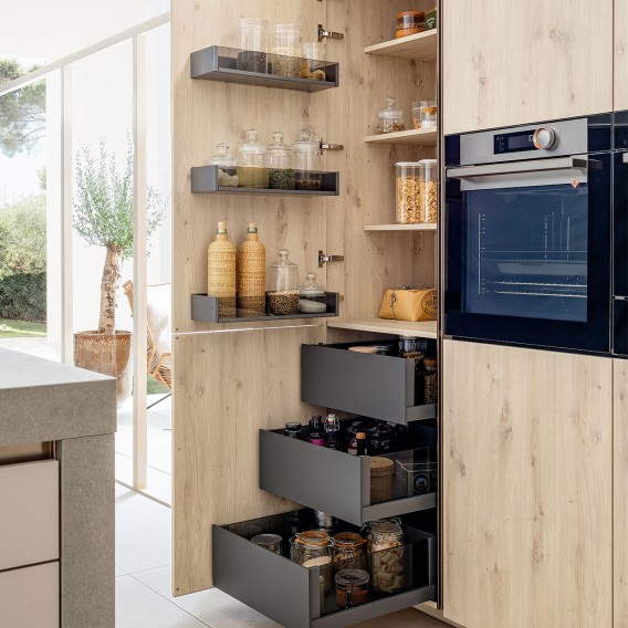 mobalpa-Kitchen visual 03 Enjoy large storage capacity with pull-out tall units