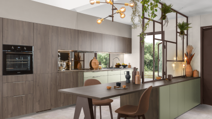 Comment aménager une petite cuisine avec verrière ?